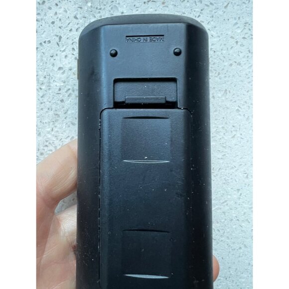 Magnavox NB812 Blu-Ray DVD Remote Control - Picture 4 of 6